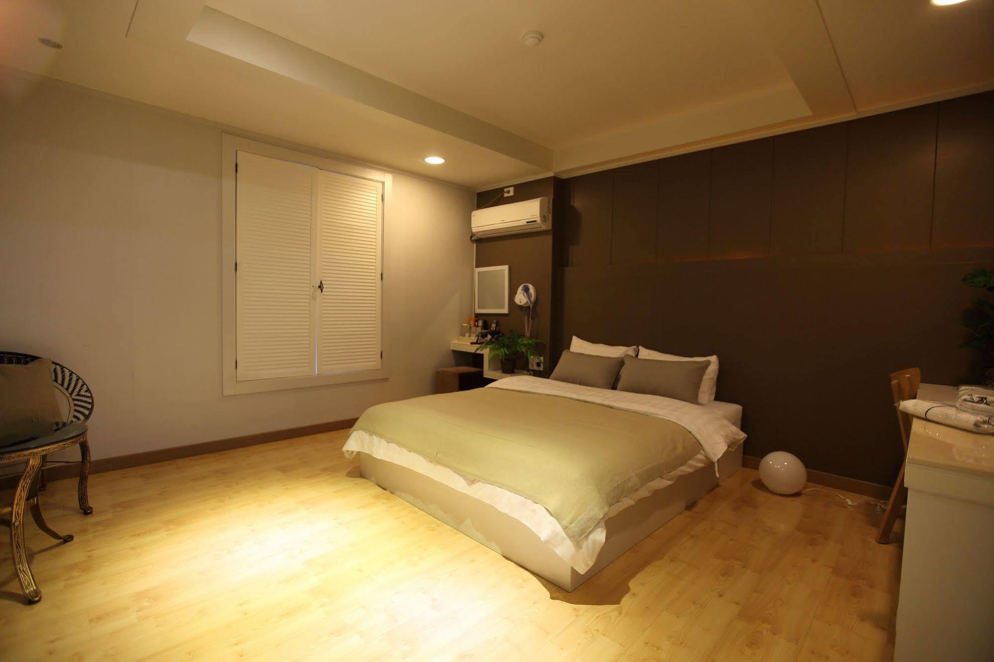 River Hotel Namwon Exterior foto