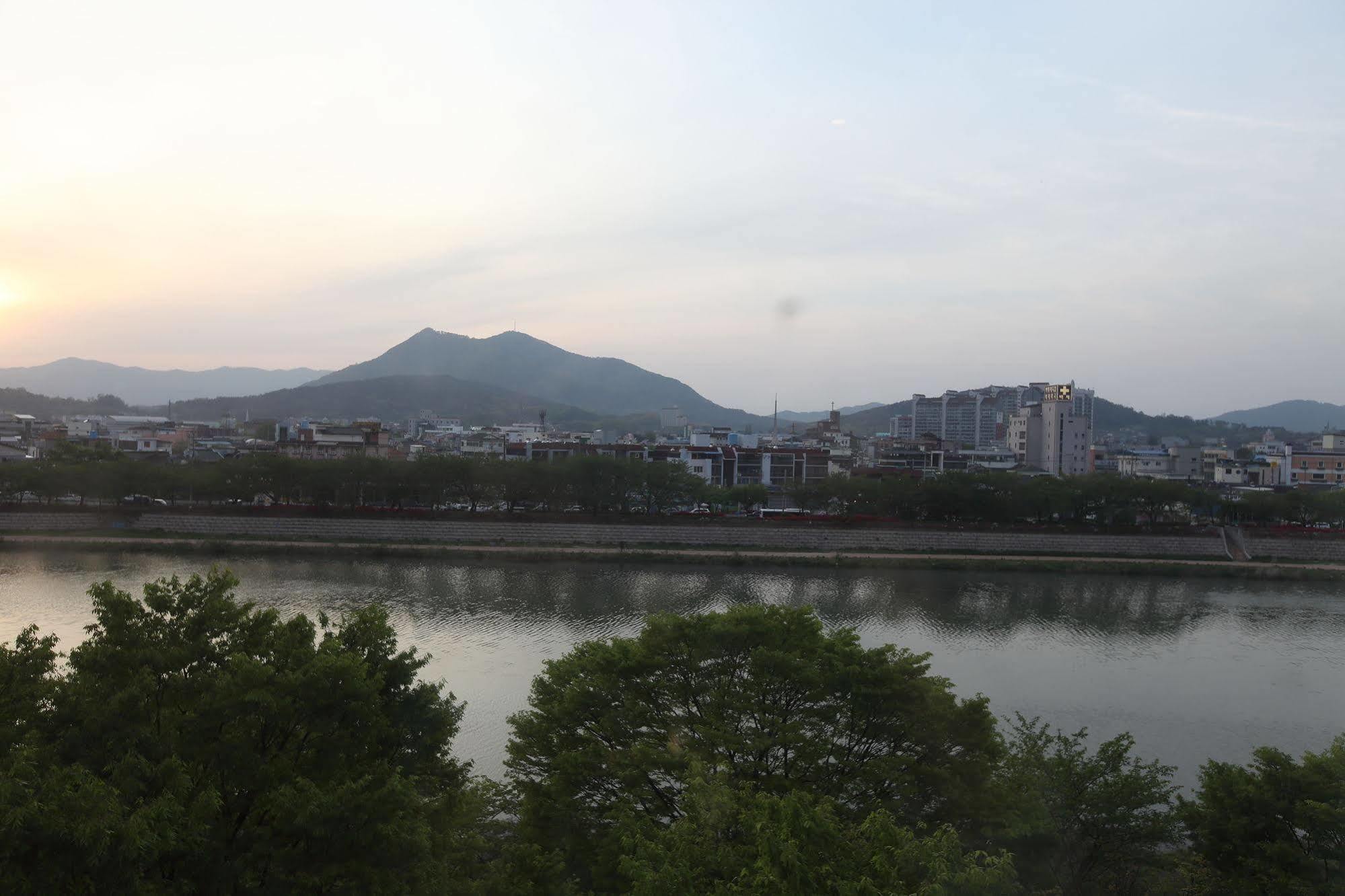 River Hotel Namwon Exterior foto